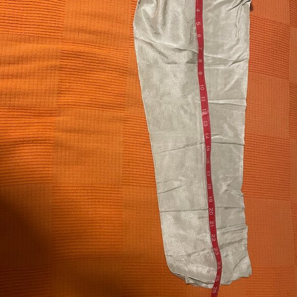 NWT 3 Piece Beechtree Silver Embroidered Outfit Size 8 - Picture 12 of 12